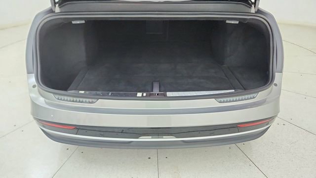 Used 2023 Lucid Air Touring AWD/4WD image 14