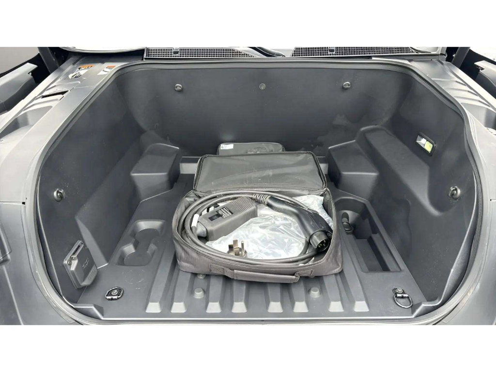 Certified 2024 Chevrolet Silverado EV RST image 22