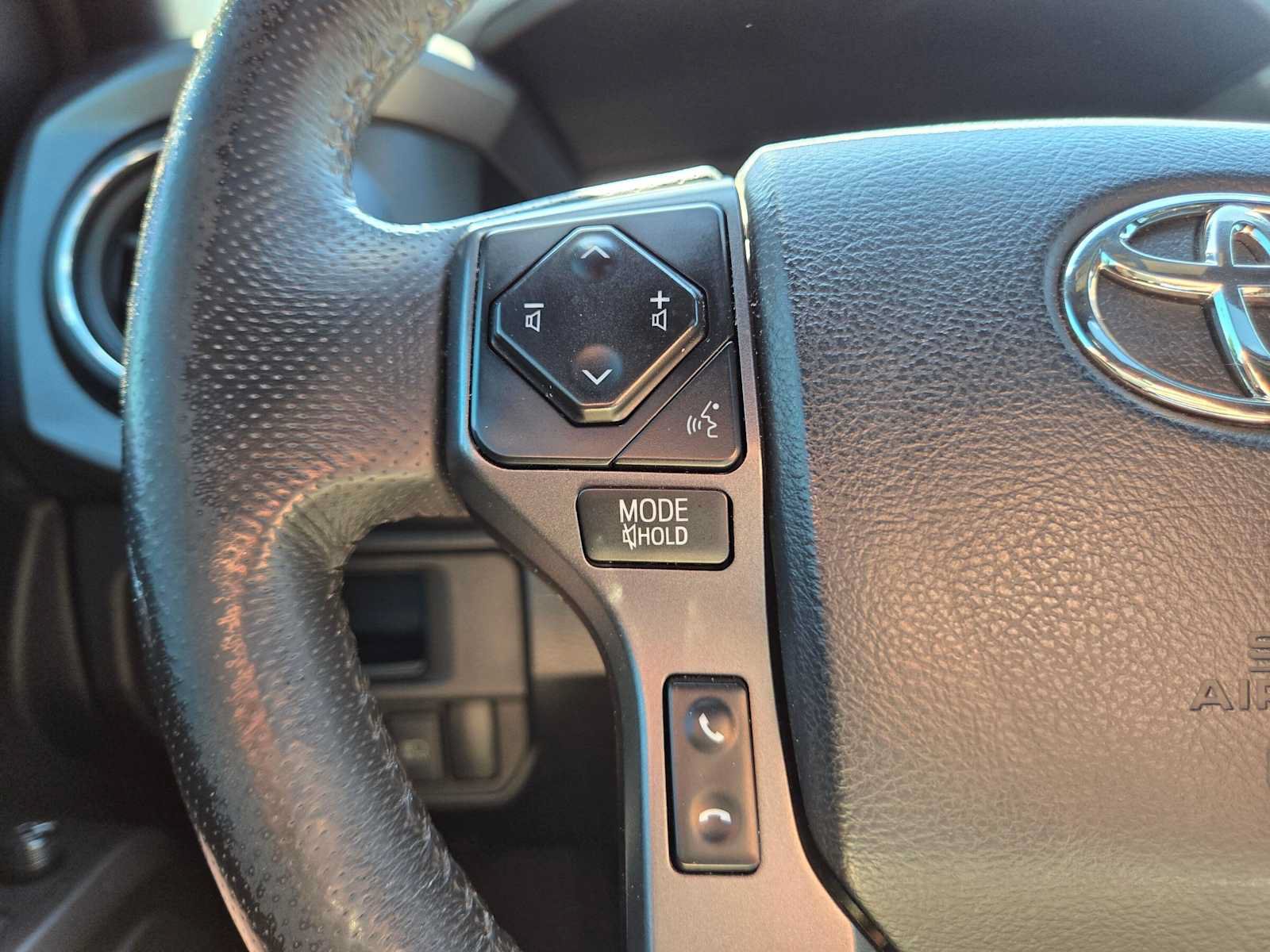 Used 2019 Toyota Tacoma TRD Pro AWD/4WD image 36