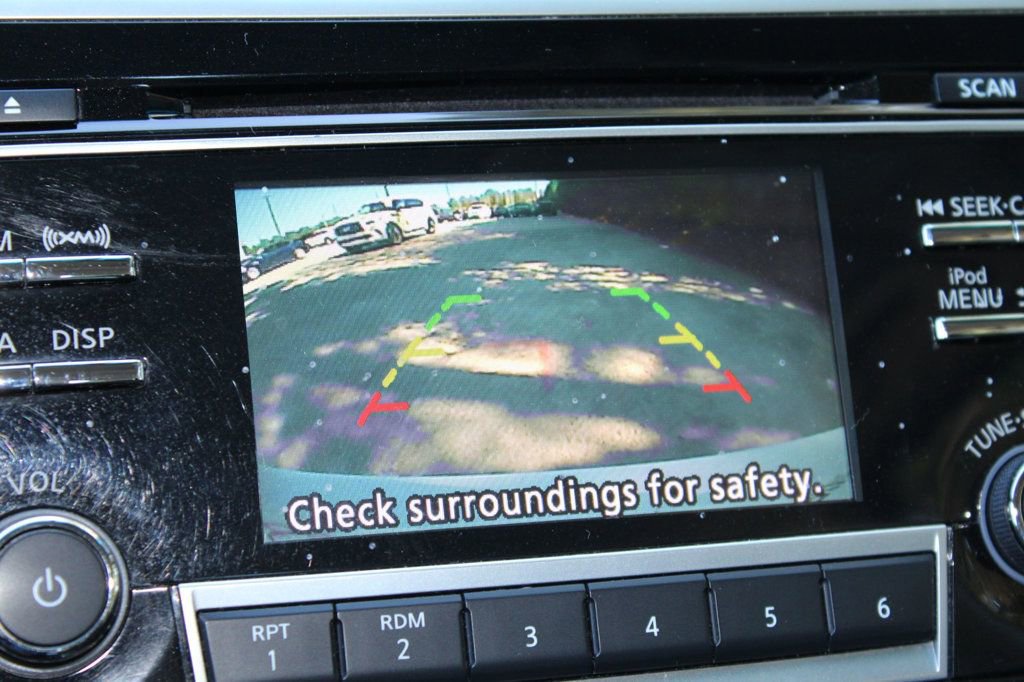 Used 2018 Nissan Altima 2.5 SV image 12