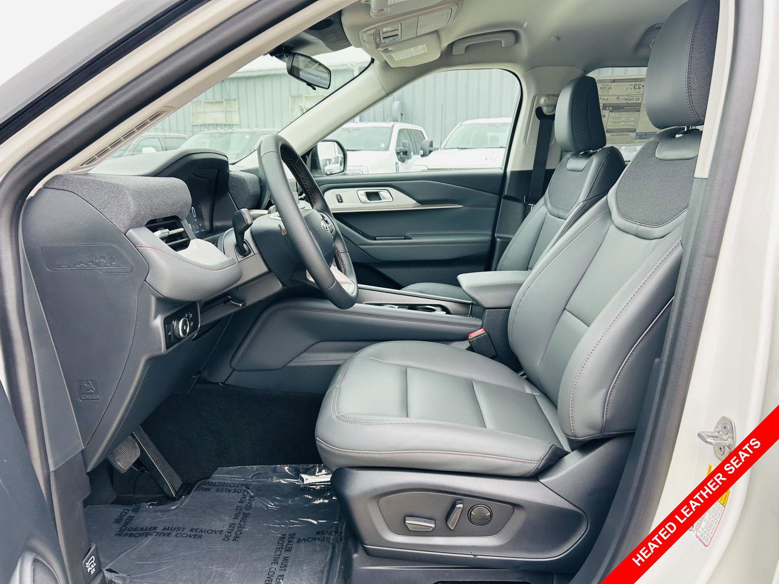 New 2026 Ford Explorer Active w/ Active Comfort Package image 3