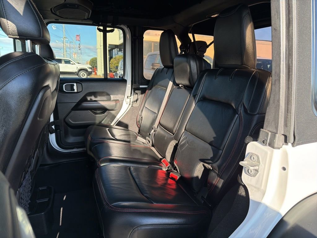 Used 2018 Jeep Wrangler Unlimited Rubicon image 25