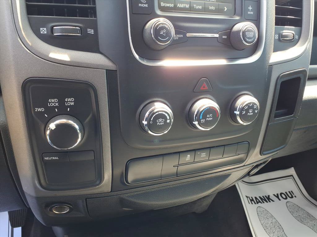 Used 2018 RAM 1500 ST AWD/4WD image 12