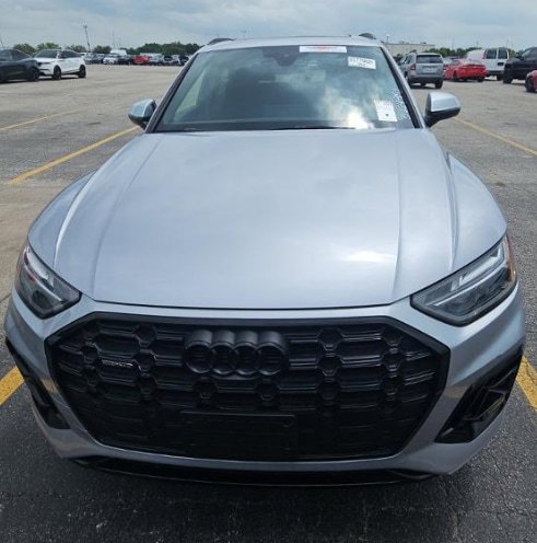 Used 2024 Audi Q5 2.0T Premium Plus w/ Premium Plus Package AWD/4WD image 2