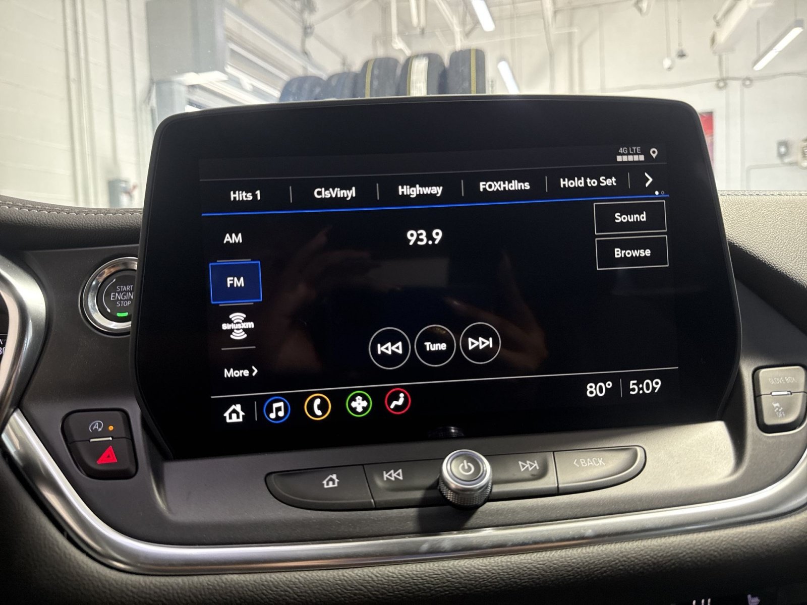 New 2026 Chevrolet Blazer LT w/ Convenience Package AWD/4WD image 19