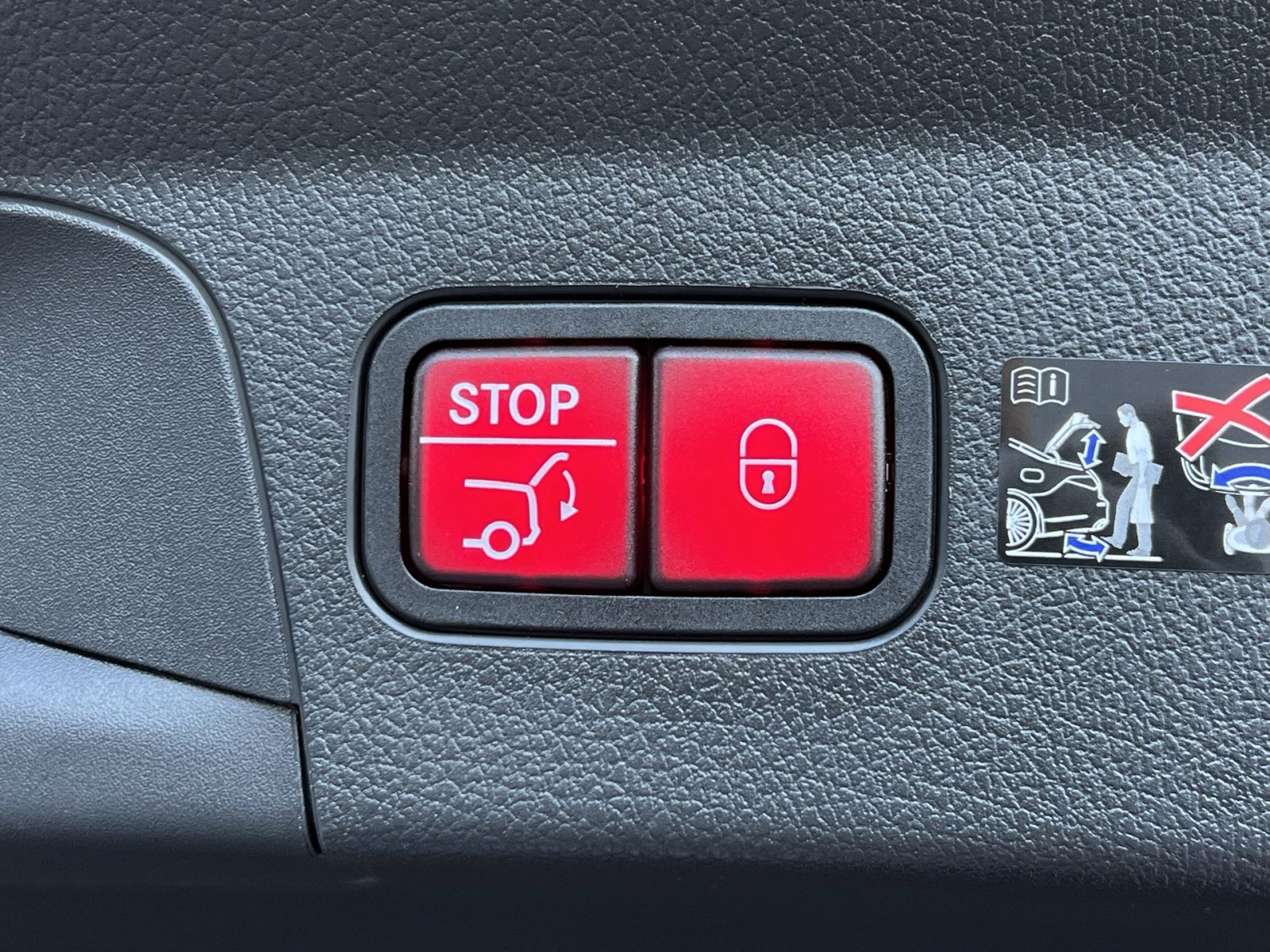 New 2026 Mercedes-Benz GLE 53 AMG 4MATIC Coupe image 25