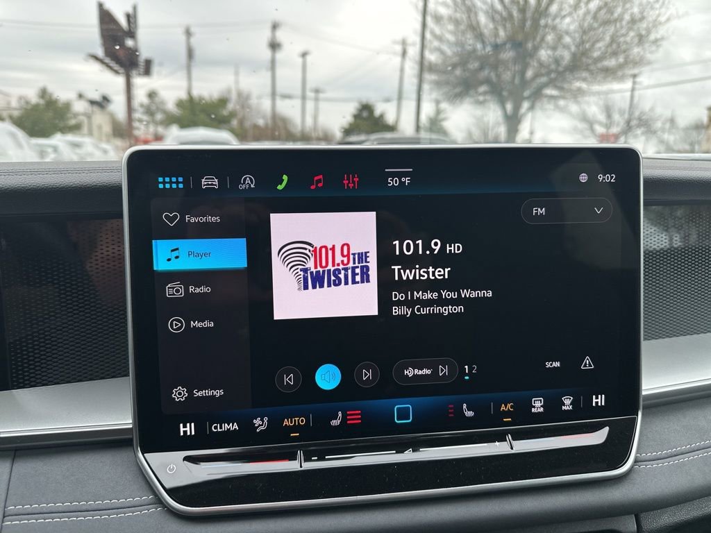 New 2026 Volkswagen Tiguan SE R-Line FWD image 14