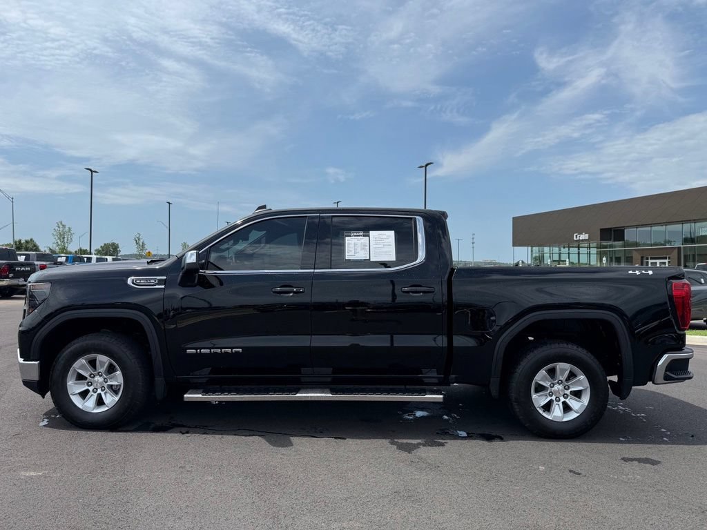Used 2025 GMC Sierra 1500 SLE AWD/4WD image 9