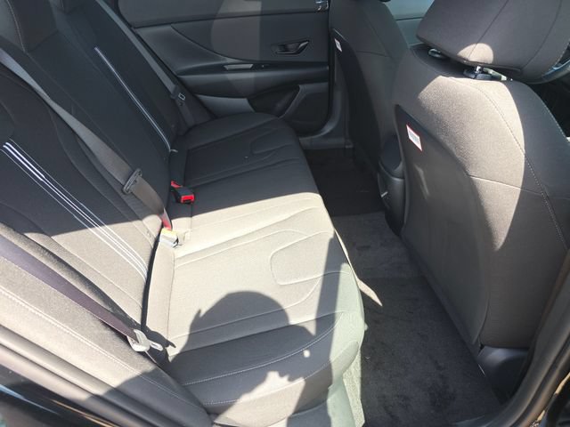 New 2026 Hyundai Elantra SEL FWD image 20