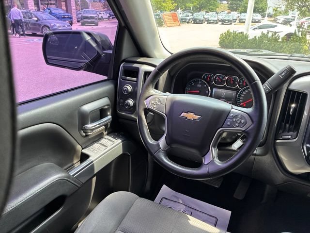 Used 2019 Chevrolet Silverado 1500 LT AWD/4WD image 19