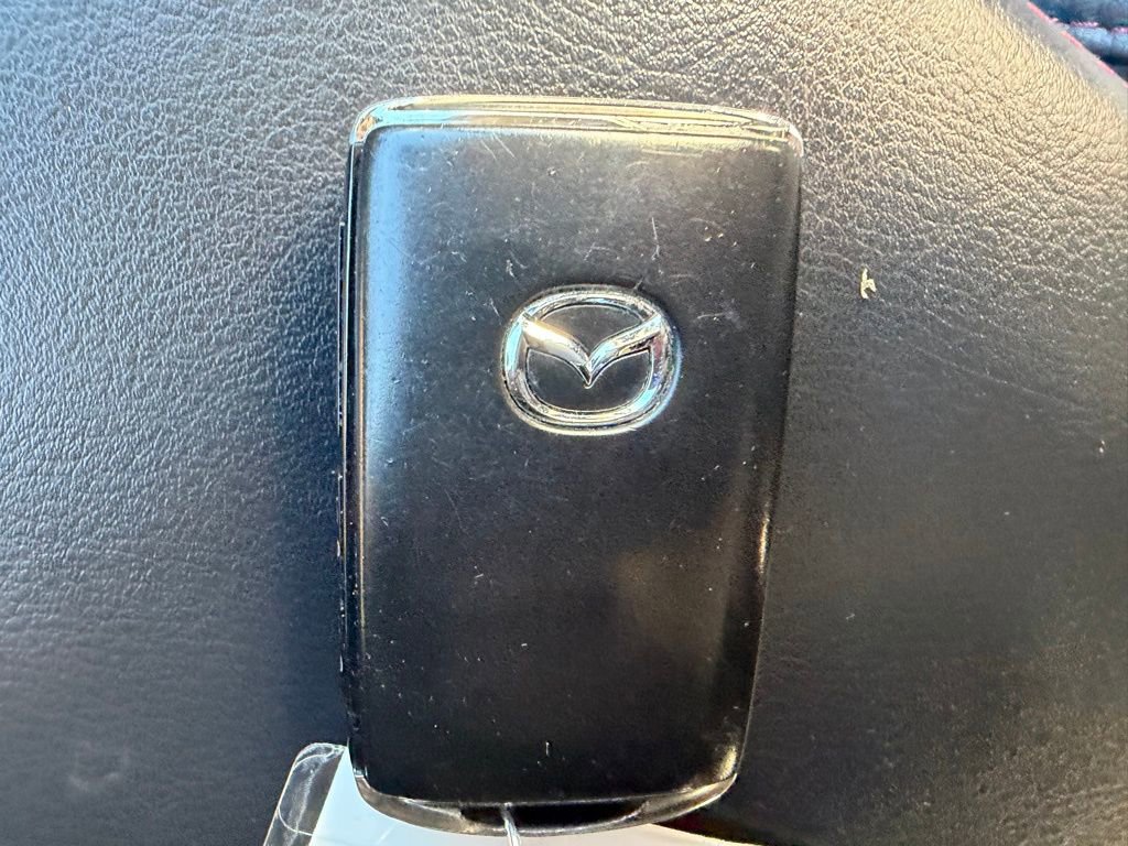 Used 2023 MAZDA CX-5 Carbon Edition image 35