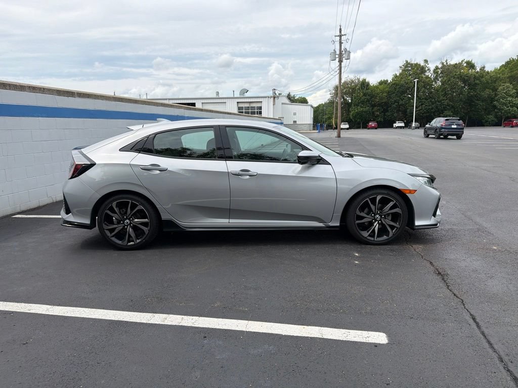 Used 2018 Honda Civic Sport Touring image 6