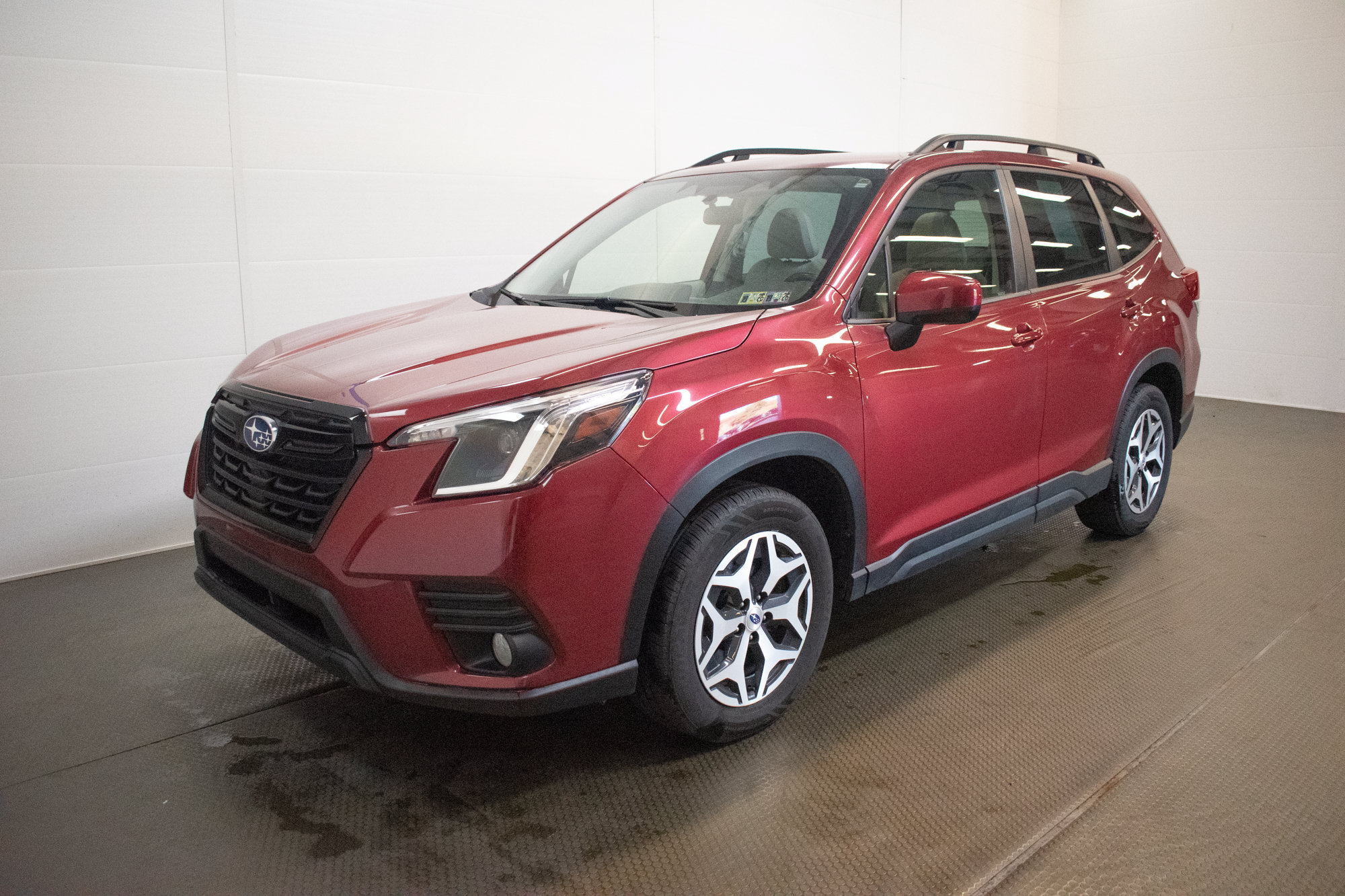 Used 2023 Subaru Forester Premium AWD/4WD image 8