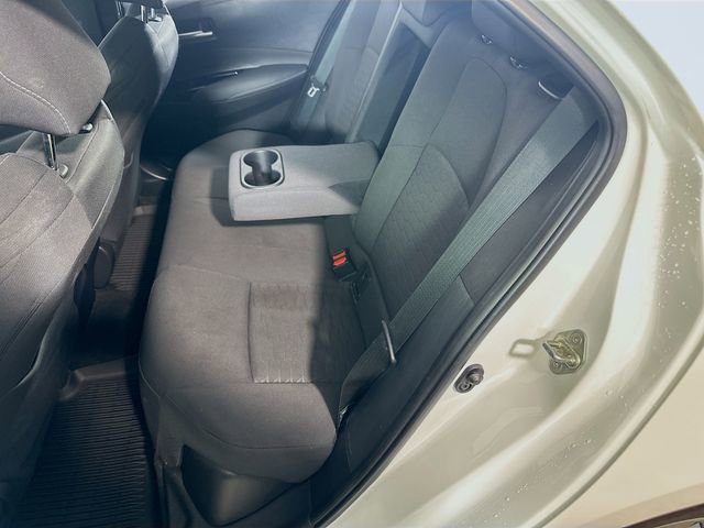 Used 2025 Toyota Corolla SE w/ SE Package image 14
