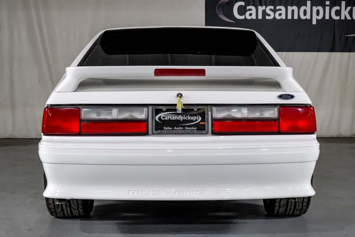 Used 1993 Ford Mustang GT RWD image 9