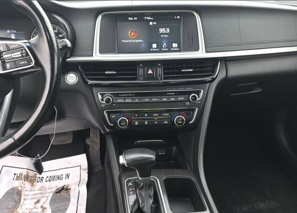 Used 2019 Kia Optima EX w/ EX Premium Package image 5