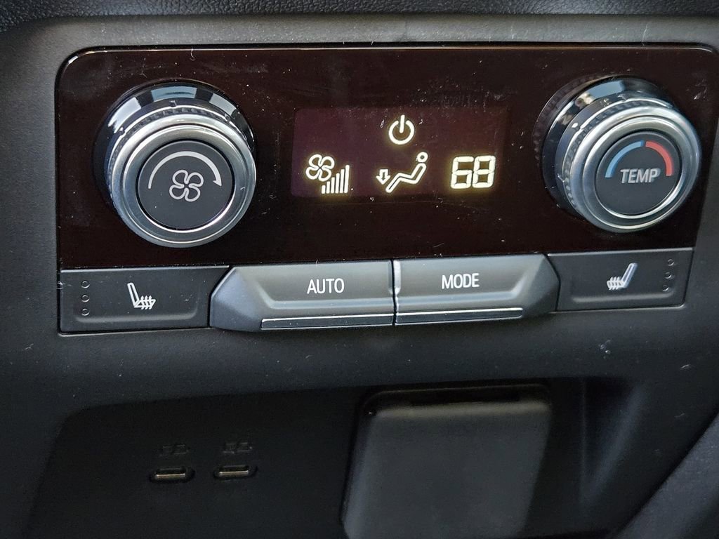 New 2026 GMC Acadia Denali w/ Super Cruise Package image 38