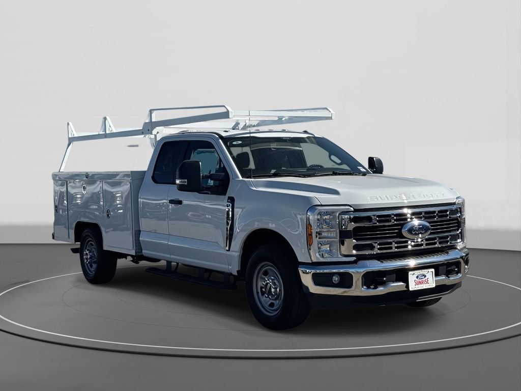 New 2026 Ford F350 XL w/ XL Chrome Package image 3