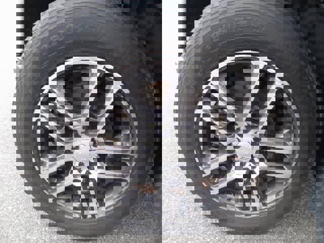 Used 2017 Jeep Compass Latitude w/ Popular Equipment Group image 36