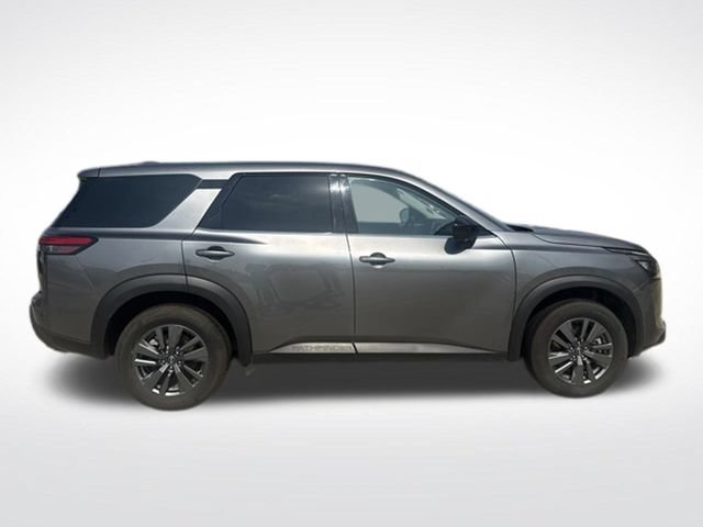 Used 2024 Nissan Pathfinder S FWD image 9