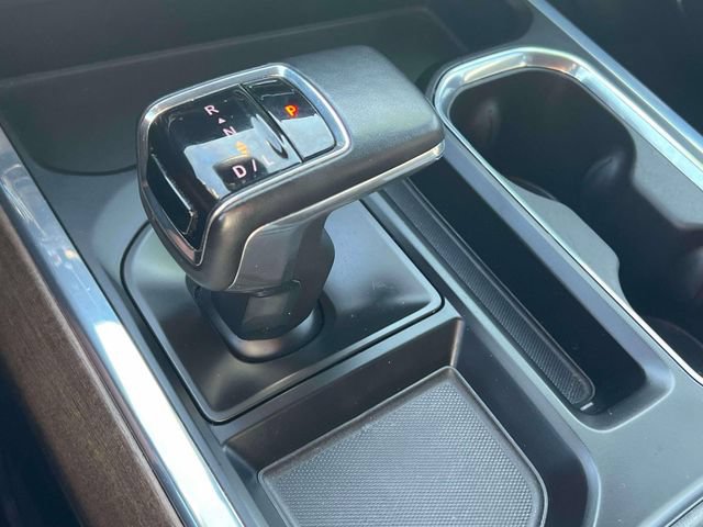 Used 2024 Chevrolet Silverado 1500 High Country w/ Technology Package AWD/4WD image 29