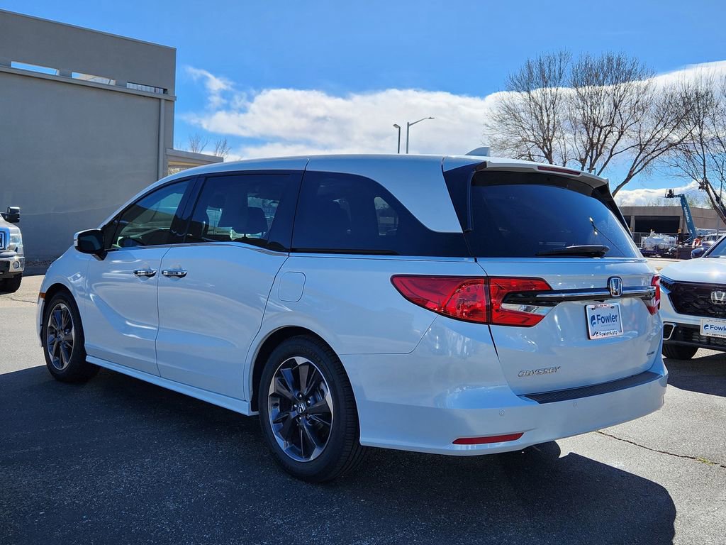 Used 2023 Honda Odyssey Elite image 5