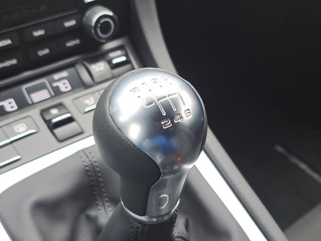 Certified 2025 Porsche 718 Boxster GTS image 31