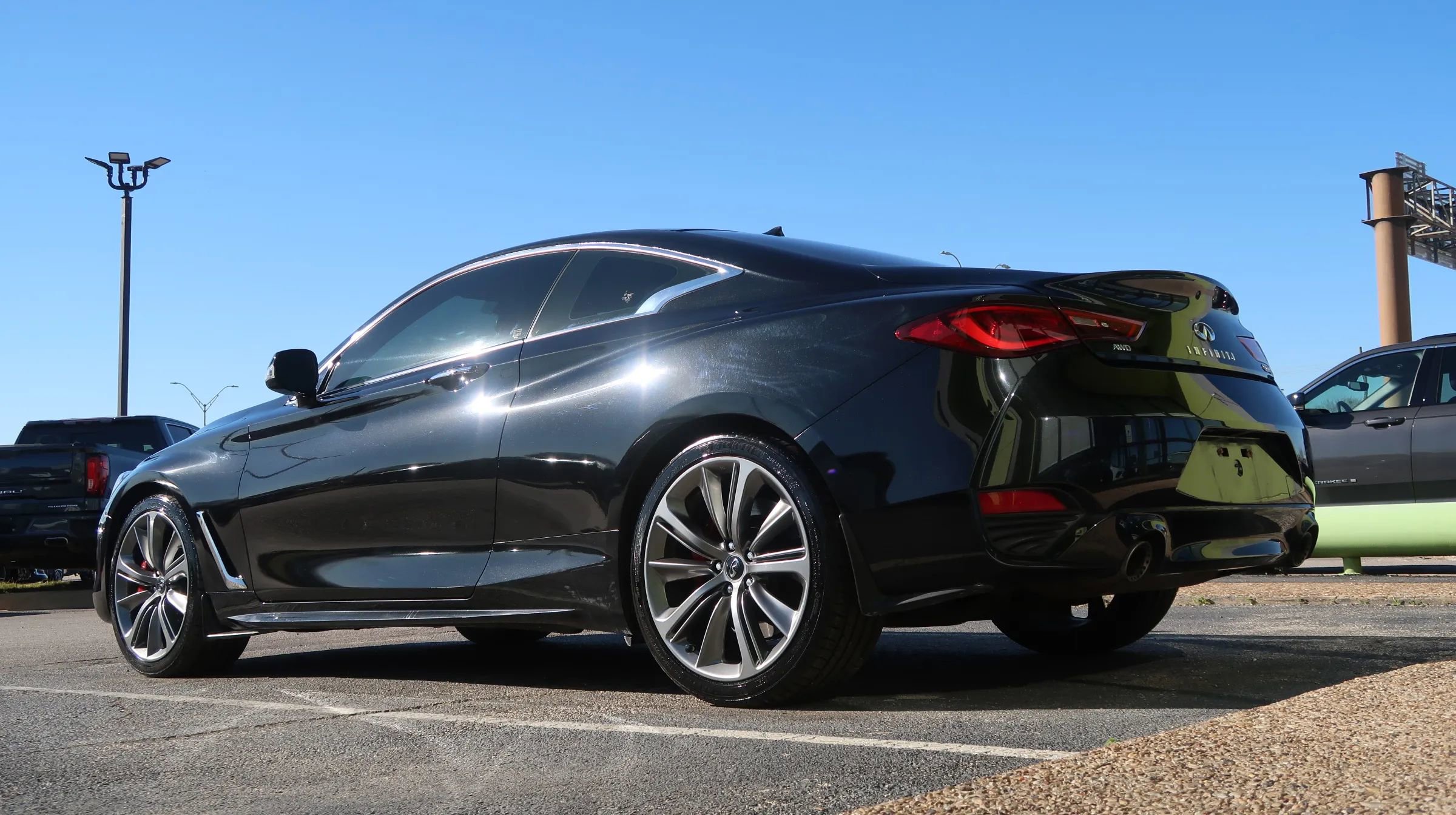 Used 2019 INFINITI Q60 Red Sport 400 w/ Cargo Package AWD/4WD image 13