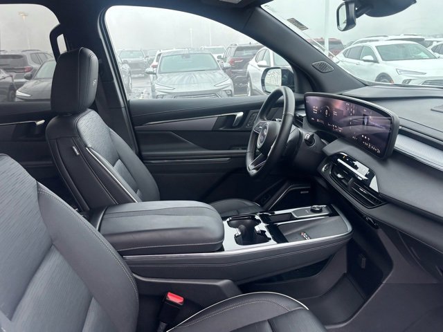 Used 2025 Buick Enclave Sport Touring w/ Power Package image 14