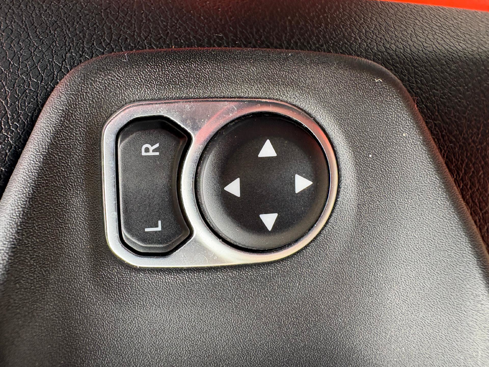 Used 2020 Jeep Wrangler Unlimited Sport AWD/4WD image 19