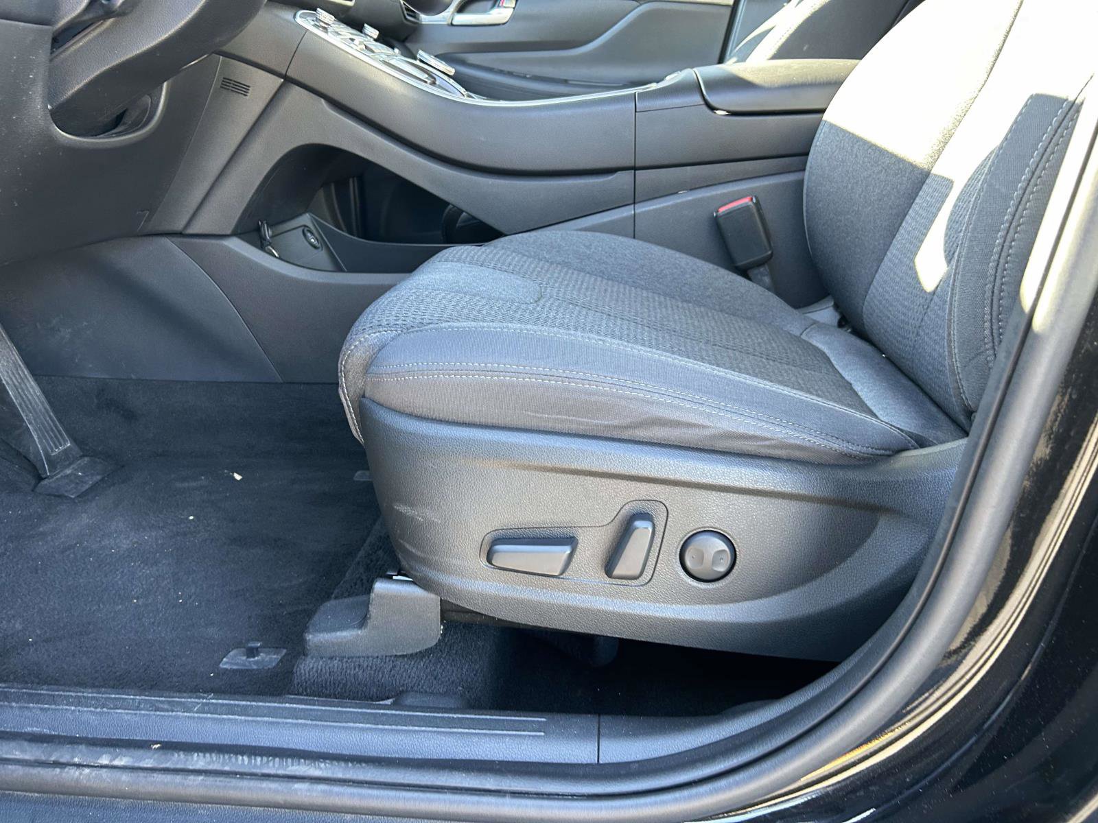 Used 2023 Hyundai Santa Fe SEL image 18