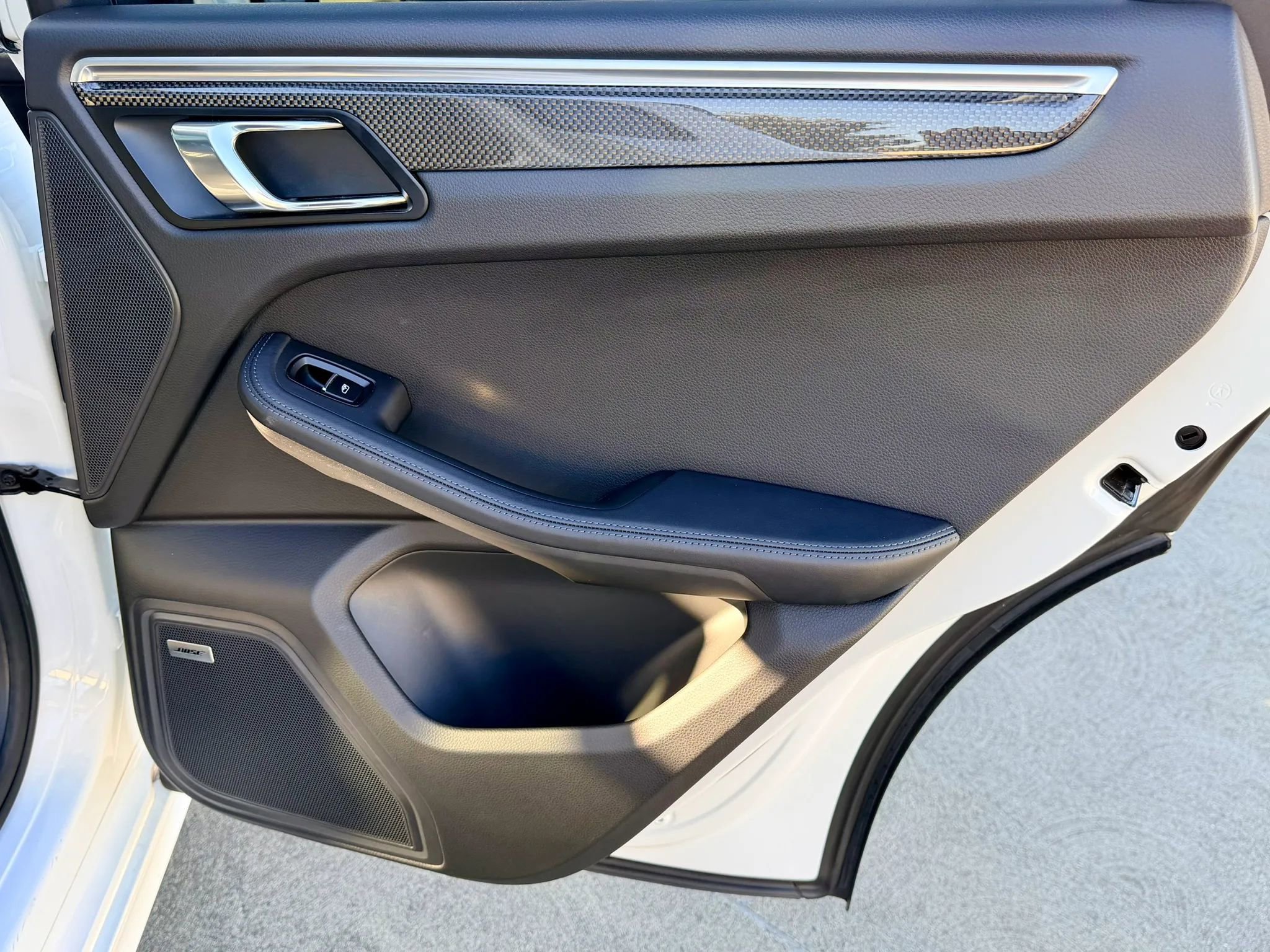 Used 2017 Porsche Macan GTS AWD/4WD image 43