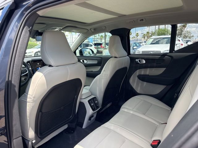 New 2026 Volvo XC40 B5 Plus w/ Climate Package image 22