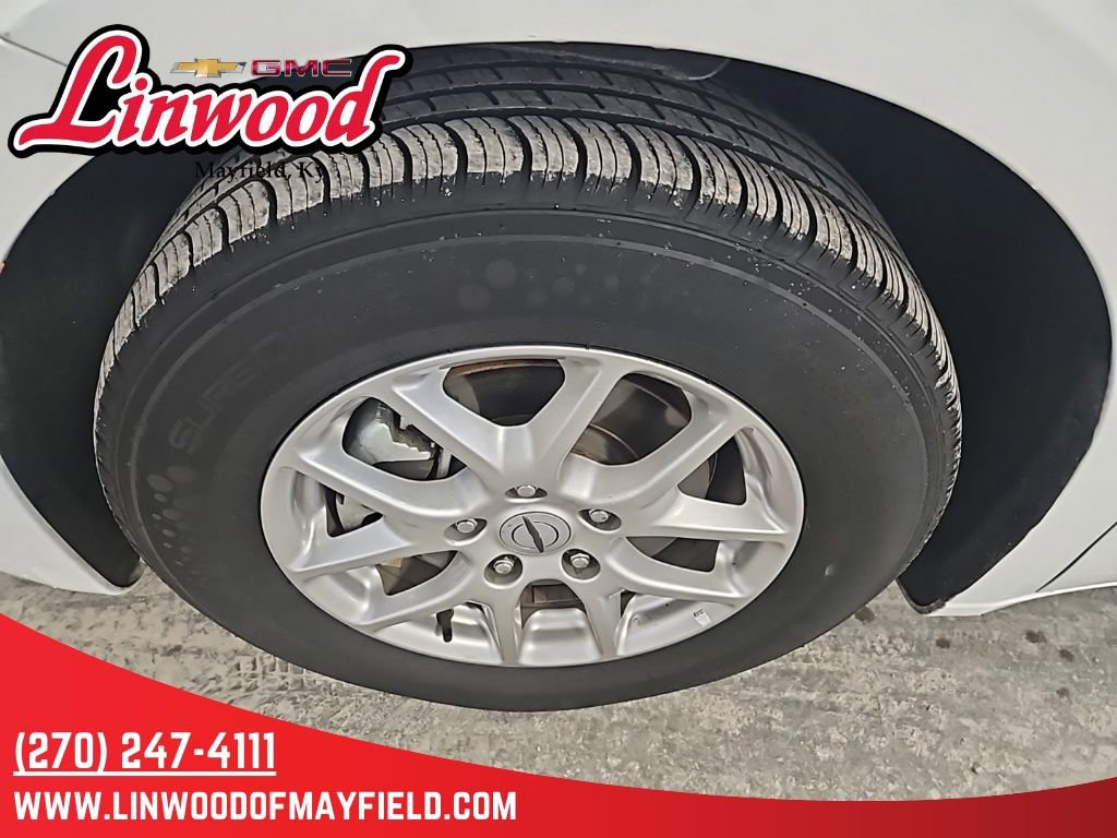 Used 2024 Chrysler Pacifica Touring-L FWD image 6