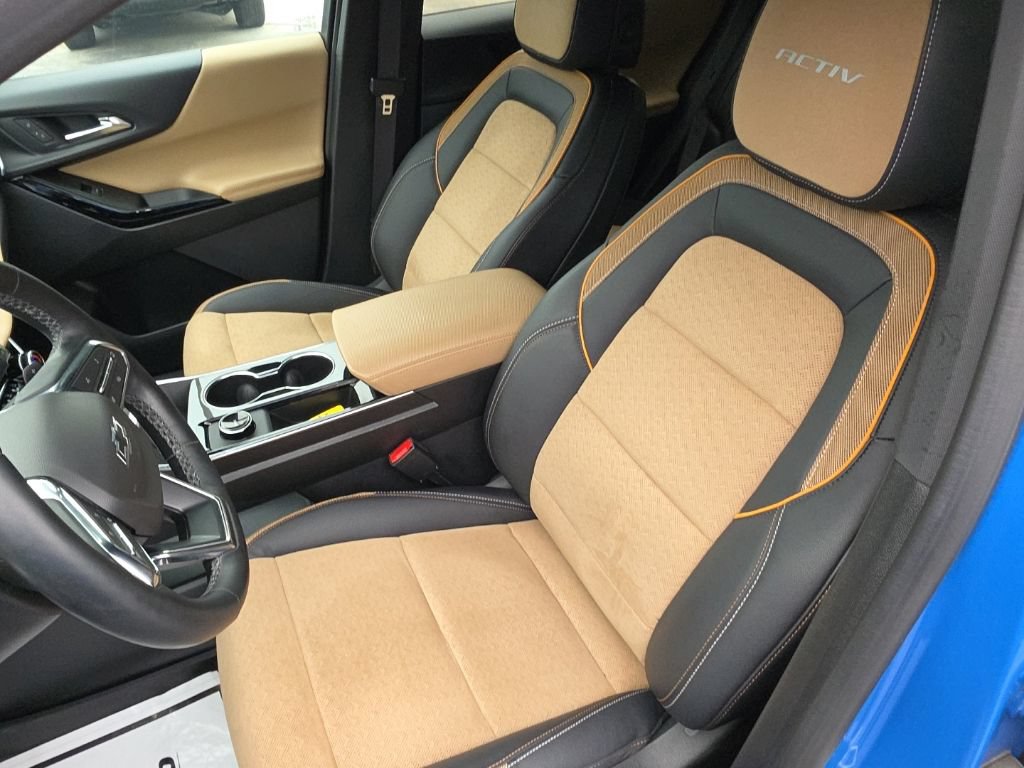 Certified 2025 Chevrolet Equinox ACTIV w/ Safety and Technology Package AWD/4WD image 23