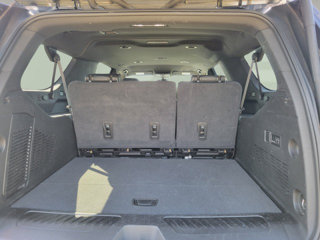 Used 2022 GMC Yukon XL SLT AWD/4WD image 5