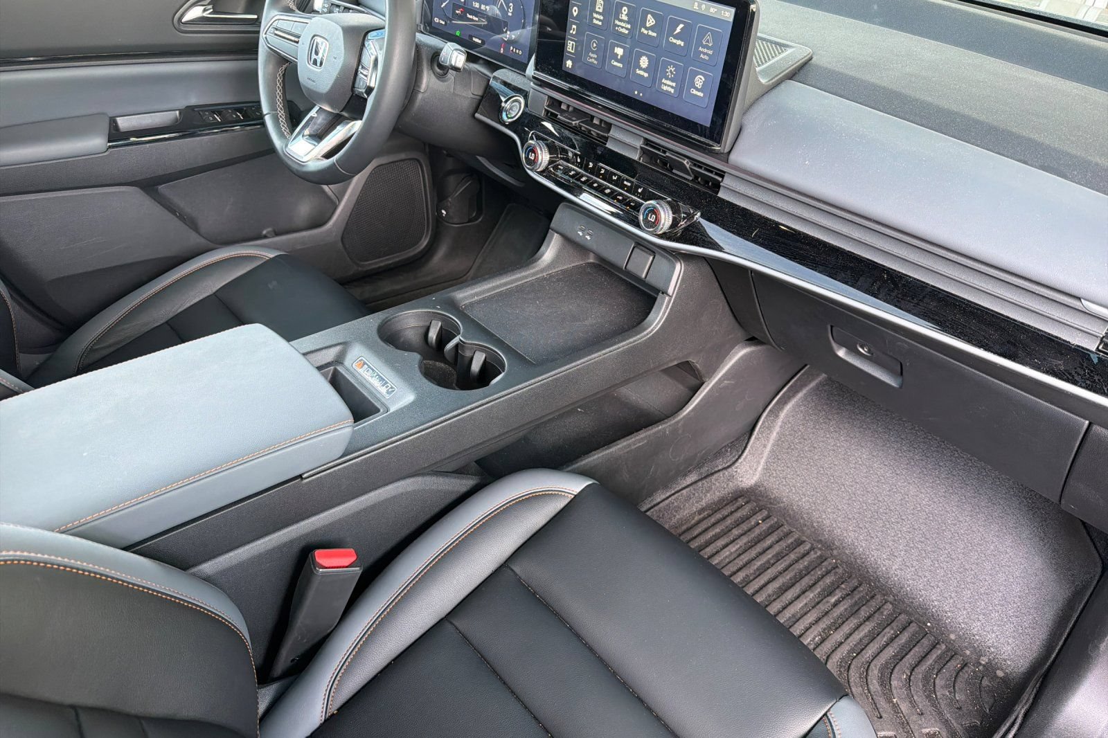 Used 2025 Honda Prologue Touring image 15