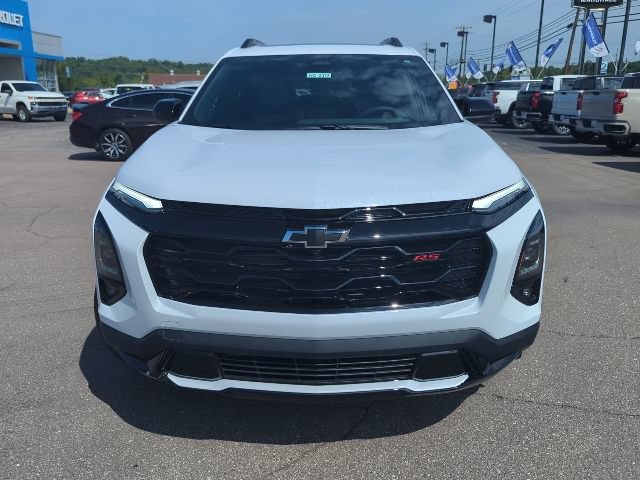 New 2026 Chevrolet Equinox RS w/ Safety and Technology Package FWD image 4