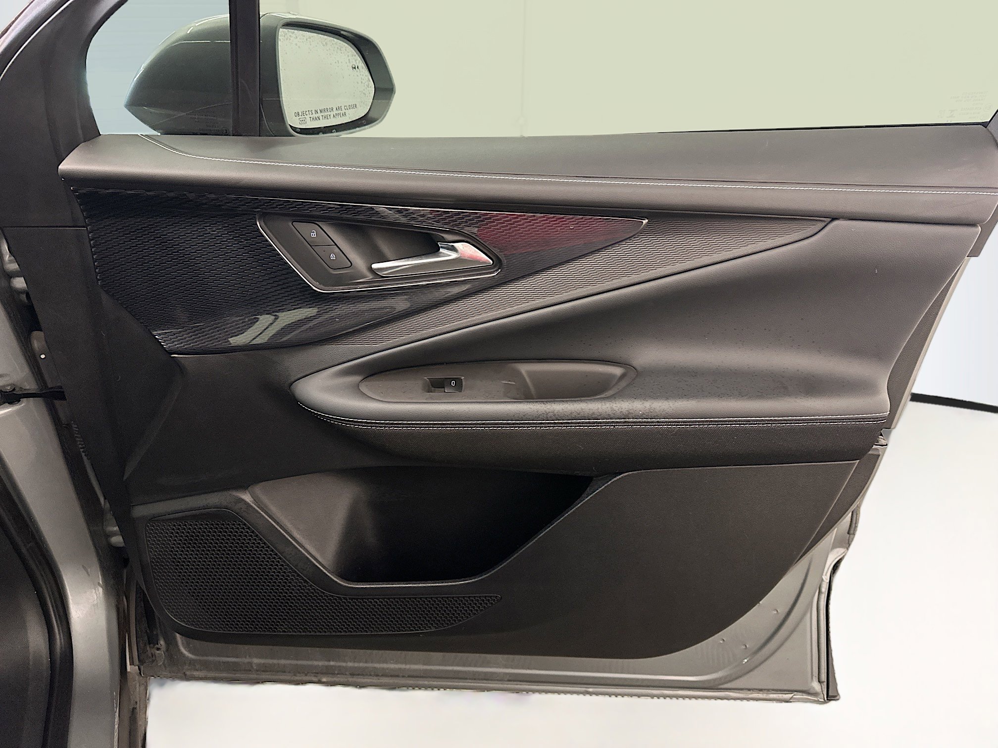 Used 2024 Chevrolet Blazer EV LT image 35