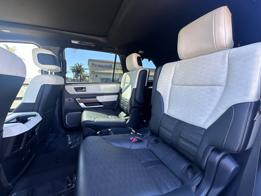 Used 2024 Toyota Sequoia Capstone AWD/4WD image 10