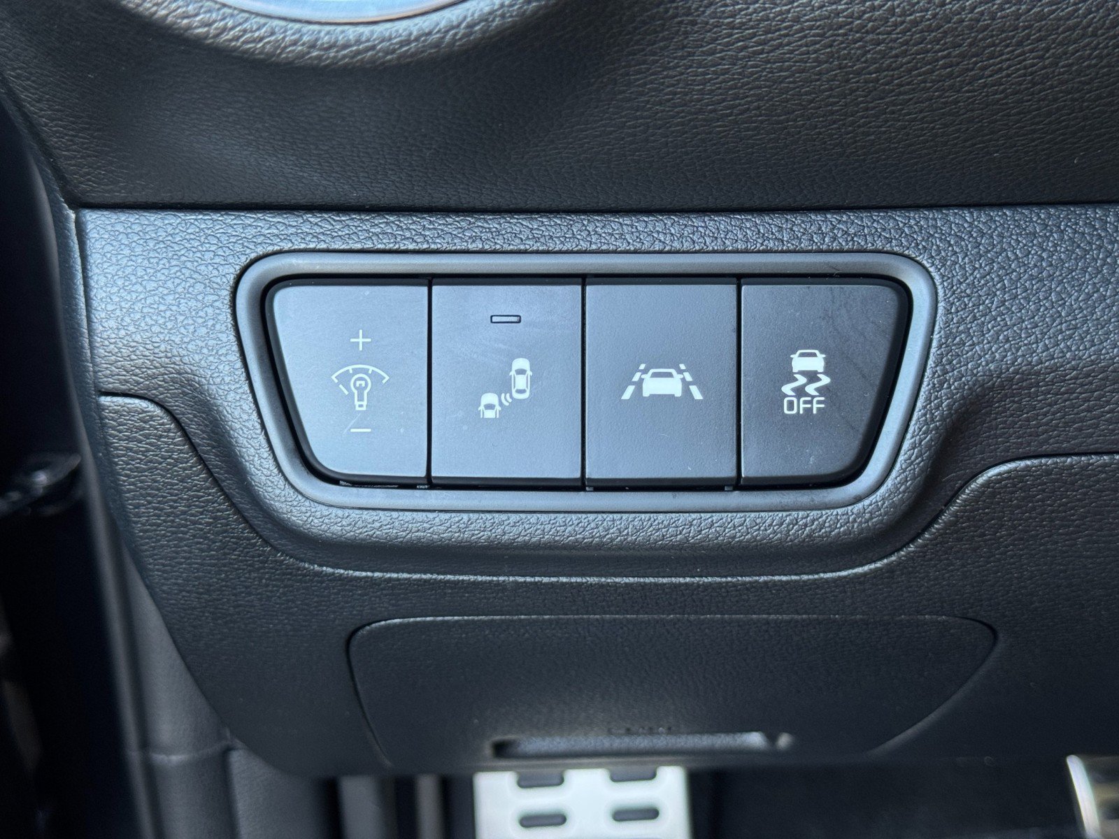 Used 2020 Kia Forte GT-Line FWD image 16