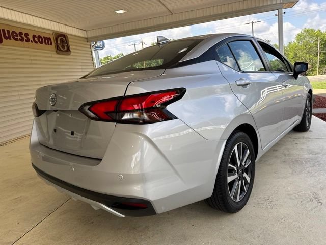 Used 2025 Nissan Versa SV FWD image 8