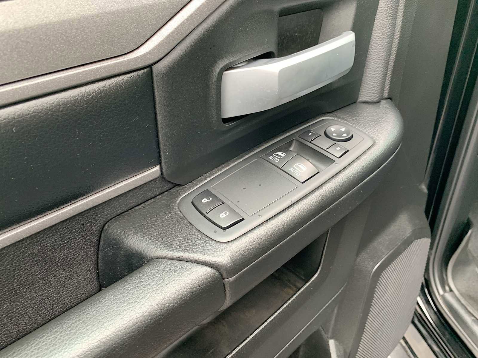 Used 2019 RAM 3500 Tradesman AWD/4WD image 21