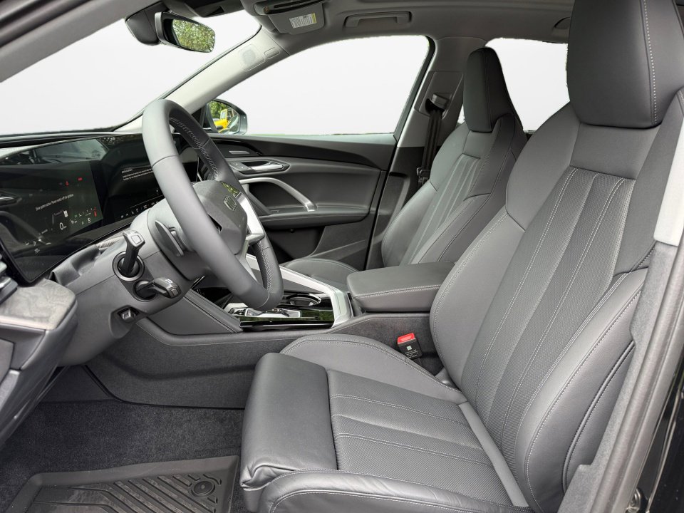 New 2025 Audi Q5 Premium Plus image 9