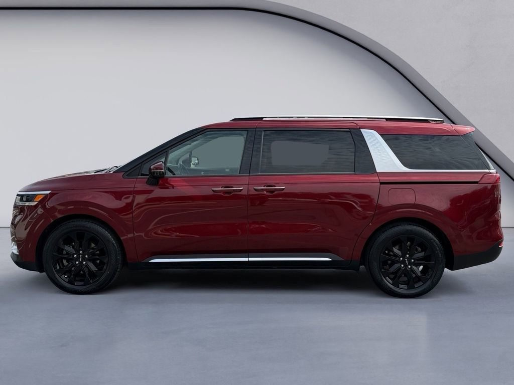 Used 2022 Kia Carnival SX image 2