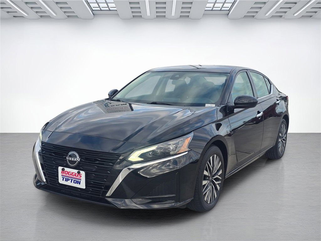 Used 2023 Nissan Altima 2.5 SV image 8