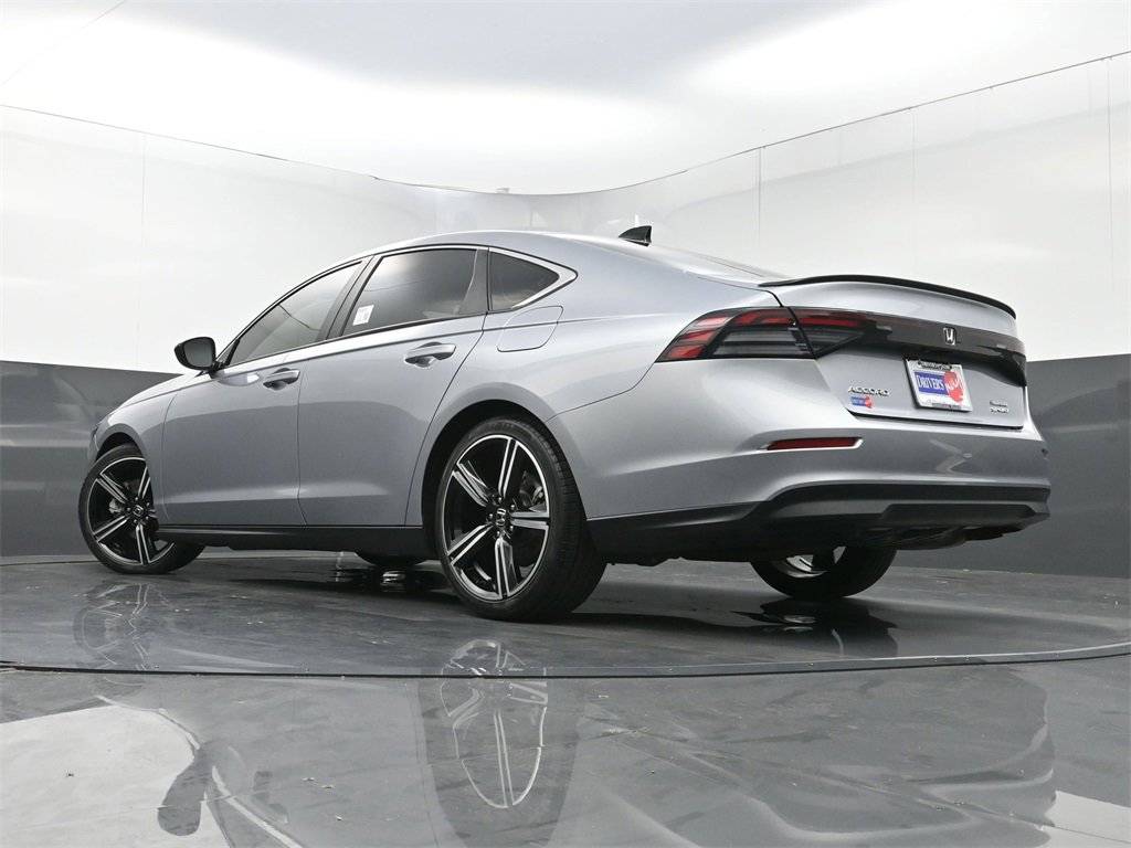 Used 2023 Honda Accord Sport image 25