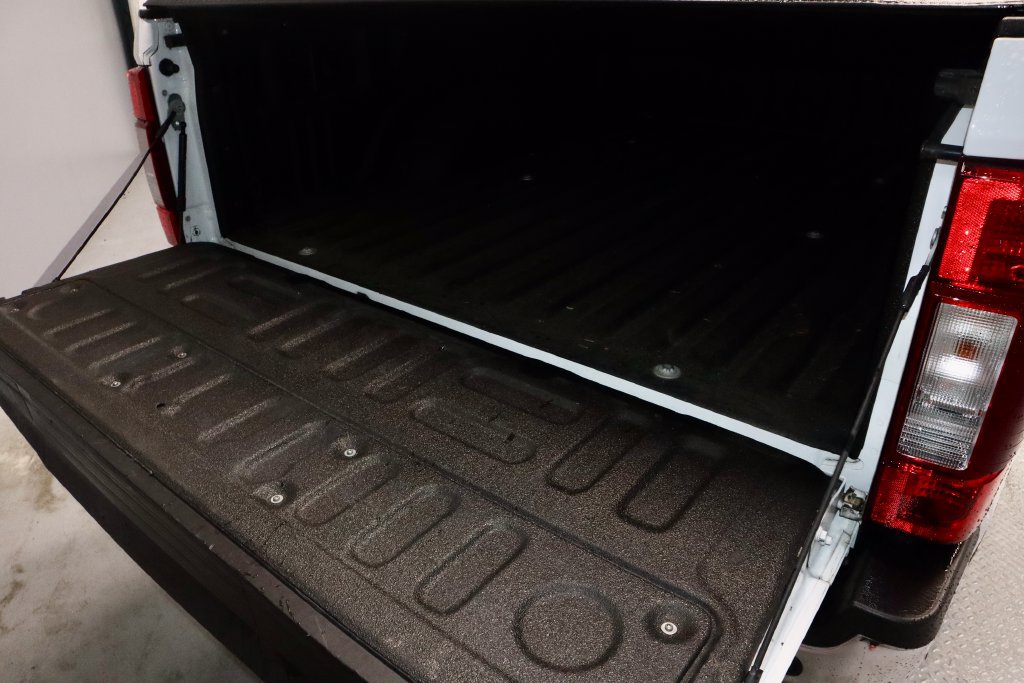 Used 2022 Ford F250 XLT w/ XLT Premium Package AWD/4WD image 17