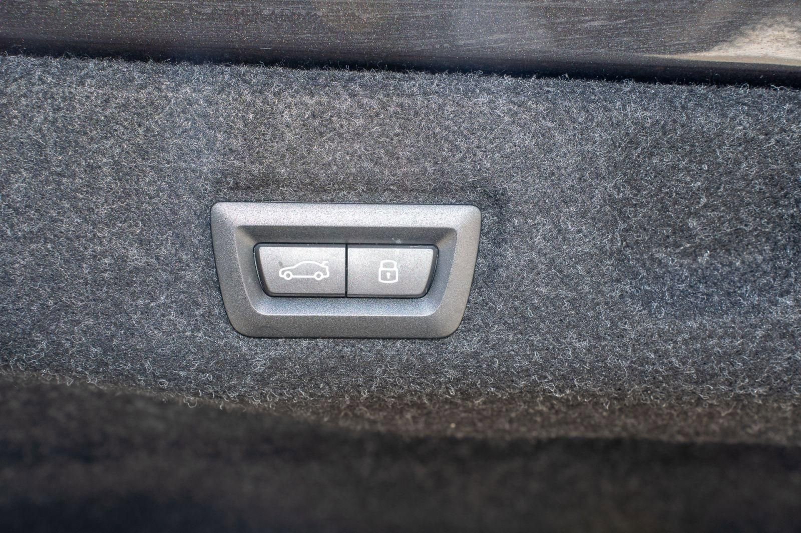 Used 2025 BMW i5 eDrive40i RWD image 10