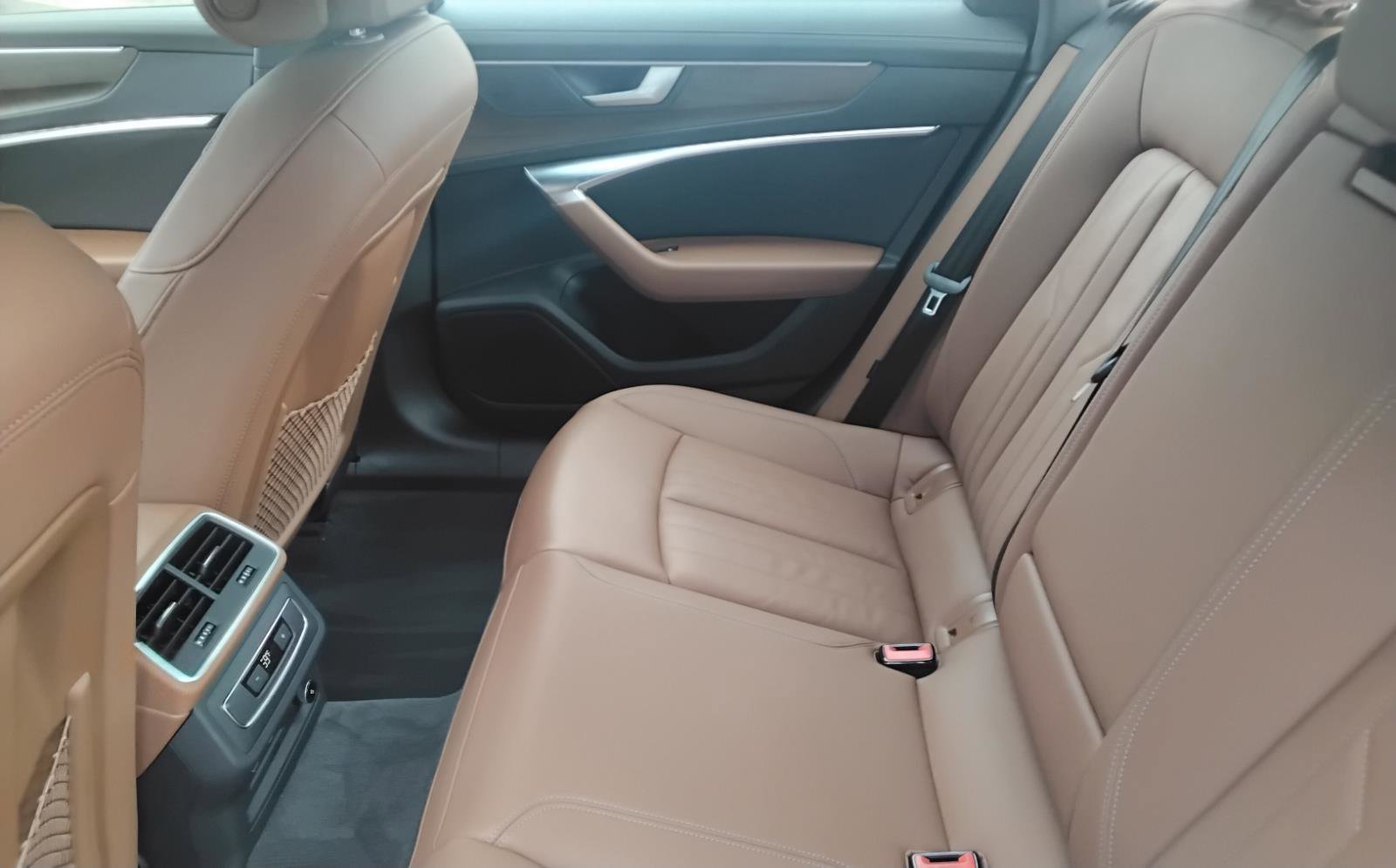 Certified 2025 Audi A6 2.0T Premium w/ Convenience Plus Package image 21